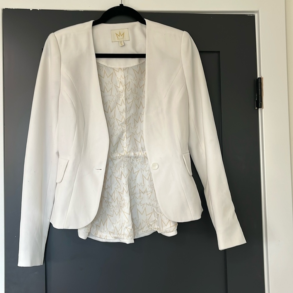 Juniors Niki Minaj Fitted White Blazer Size Med